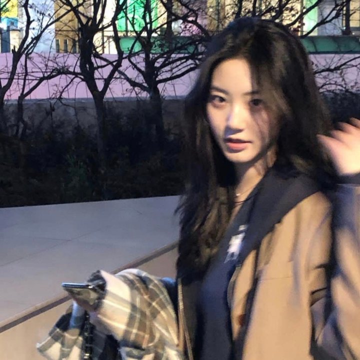 八又二分一女人